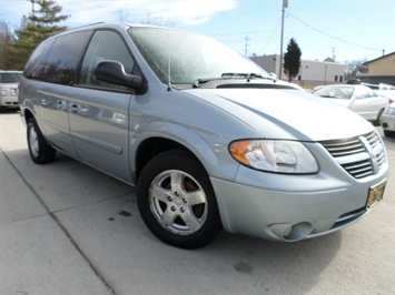 2006 Dodge Grand Caravan SXT   - Photo 10 - Cincinnati, OH 45255