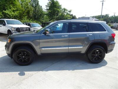 2012 Jeep Grand Cherokee Overland  4X4 V6 - Photo 16 - Cincinnati, OH 45255