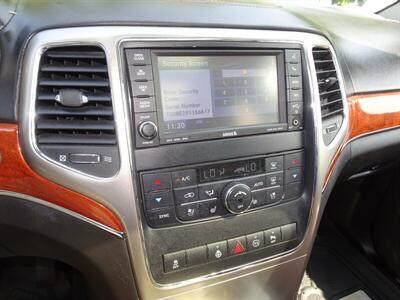 2012 Jeep Grand Cherokee Overland  4X4 V6 - Photo 78 - Cincinnati, OH 45255