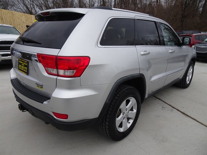 2011 Jeep Grand Cherokee Laredo X - Photo 11 - Cincinnati, OH 45255
