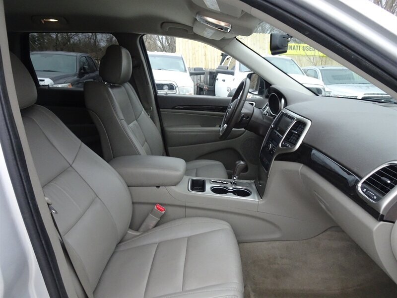 2011 Jeep Grand Cherokee Laredo X - Photo 19 - Cincinnati, OH 45255