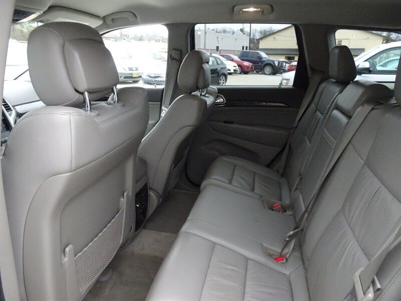 2011 Jeep Grand Cherokee Laredo X - Photo 28 - Cincinnati, OH 45255