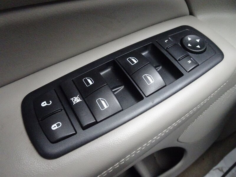 2011 Jeep Grand Cherokee Laredo X - Photo 49 - Cincinnati, OH 45255