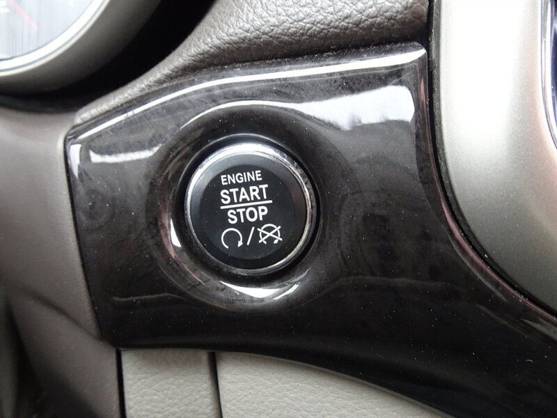 2011 Jeep Grand Cherokee Laredo X - Photo 48 - Cincinnati, OH 45255