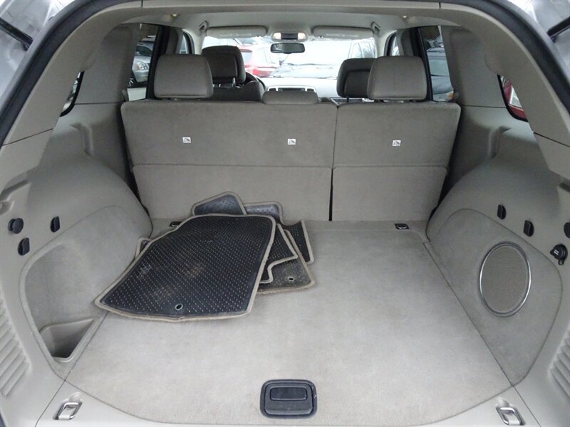2011 Jeep Grand Cherokee Laredo X - Photo 58 - Cincinnati, OH 45255