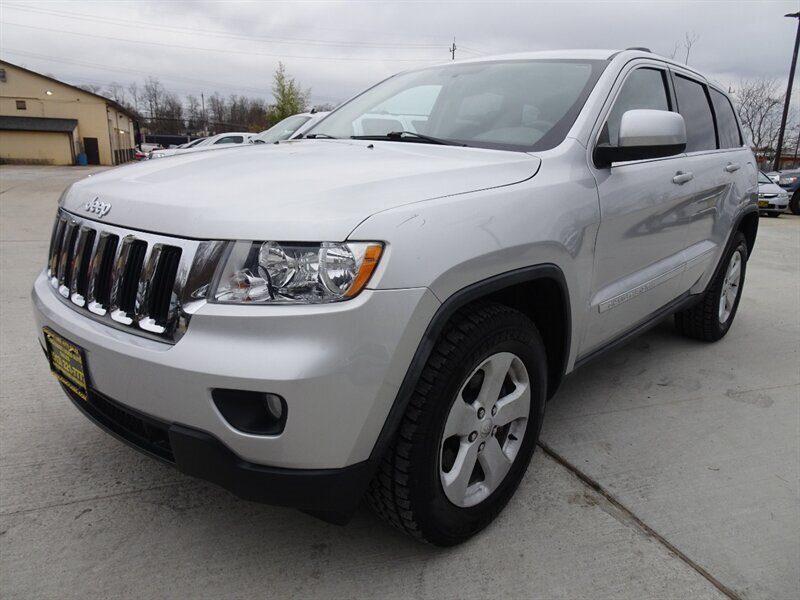 2011 Jeep Grand Cherokee Laredo X - Photo 15 - Cincinnati, OH 45255