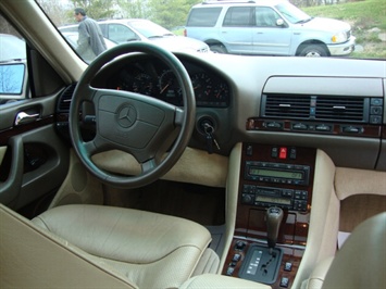 1996 Mercedes-Benz S Class S320W   - Photo 7 - Cincinnati, OH 45255