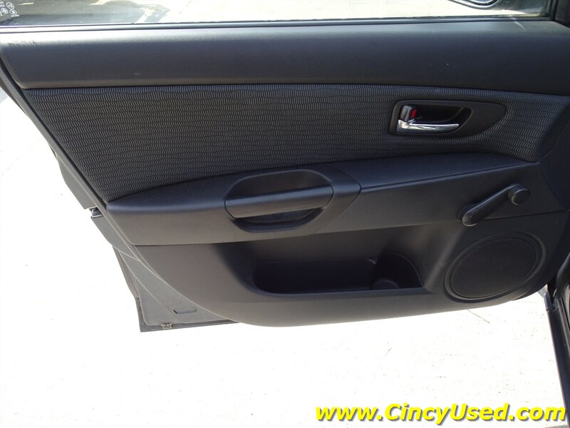 2008 Mazda MAZDA3 i Sport - Photo 26 - Cincinnati, OH 45255