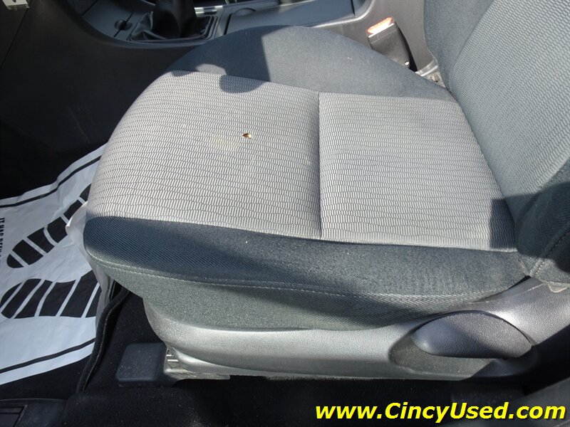 2008 Mazda MAZDA3 i Sport - Photo 24 - Cincinnati, OH 45255