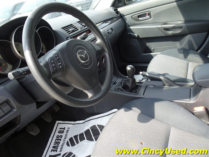 2008 Mazda MAZDA3 i Sport - Photo 13 - Cincinnati, OH 45255