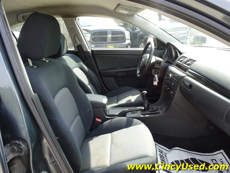2008 Mazda MAZDA3 i Sport - Photo 17 - Cincinnati, OH 45255