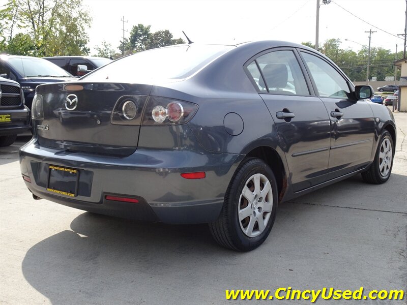 2008 Mazda MAZDA3 i Sport - Photo 8 - Cincinnati, OH 45255