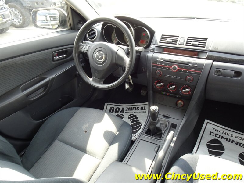2008 Mazda MAZDA3 i Sport - Photo 16 - Cincinnati, OH 45255