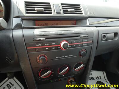 2008 Mazda MAZDA3 i Sport   - Photo 19 - Cincinnati, OH 45255