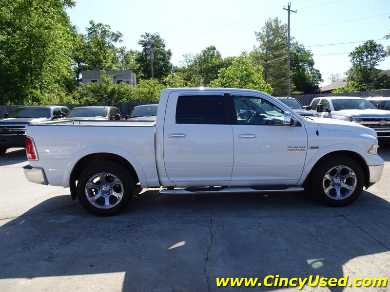 2016 RAM 1500 Laramie - Photo 5 - Cincinnati, OH 45255