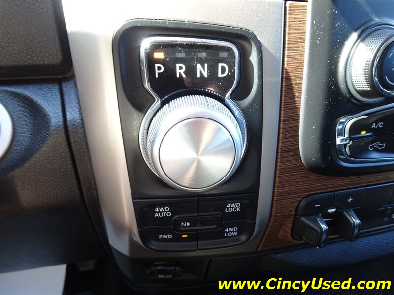 2016 RAM 1500 Laramie - Photo 19 - Cincinnati, OH 45255