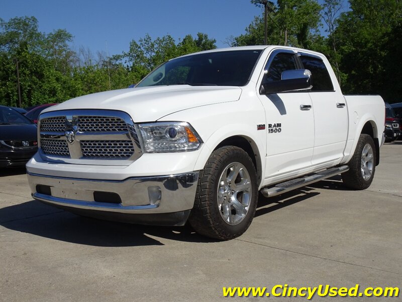 2016 RAM 1500 Laramie - Photo 3 - Cincinnati, OH 45255