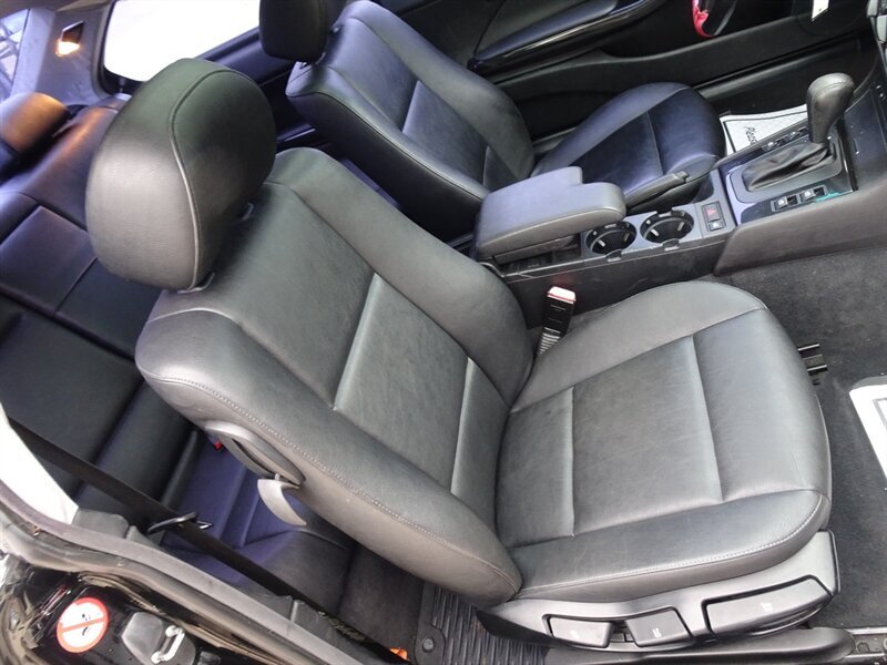 2001 BMW 3 Series 325Ci   - Photo 11 - Cincinnati, OH 45255