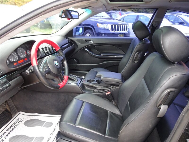 2001 BMW 3 Series 325Ci   - Photo 14 - Cincinnati, OH 45255