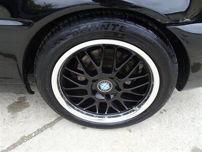 2001 BMW 3 Series 325Ci   - Photo 36 - Cincinnati, OH 45255