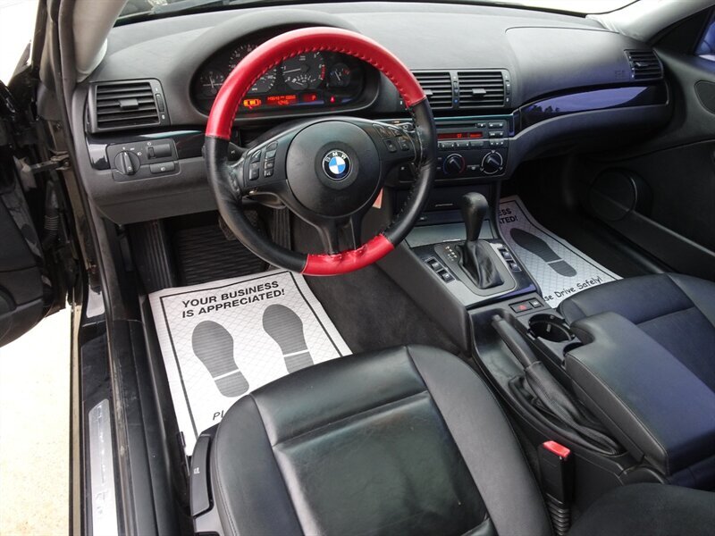 2001 BMW 3 Series 325Ci   - Photo 13 - Cincinnati, OH 45255