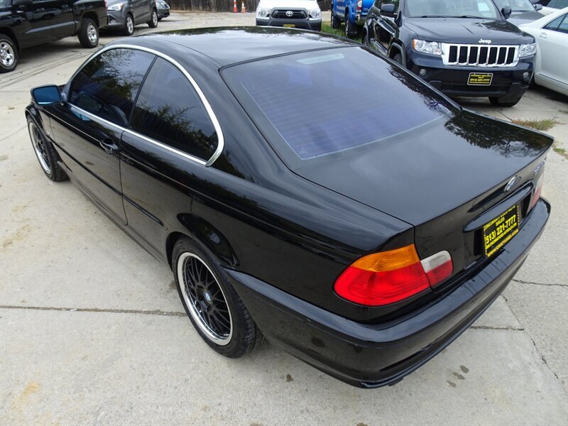 2001 BMW 3 Series 325Ci   - Photo 21 - Cincinnati, OH 45255