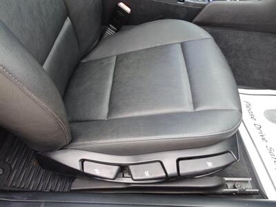 2001 BMW 3 Series 325Ci   - Photo 17 - Cincinnati, OH 45255