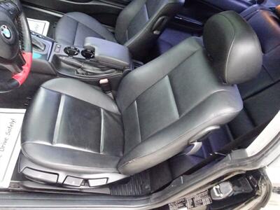 2001 BMW 3 Series 325Ci   - Photo 15 - Cincinnati, OH 45255