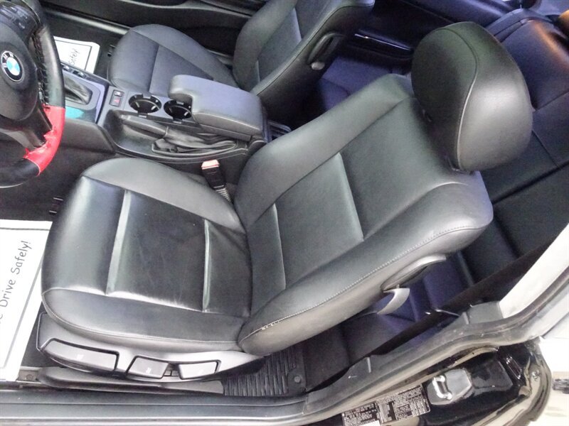 2001 BMW 3 Series 325Ci   - Photo 15 - Cincinnati, OH 45255