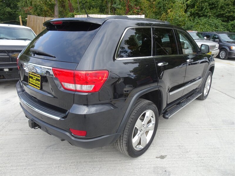 2012 Jeep Grand Cherokee Overland - Photo 11 - Cincinnati, OH 45255