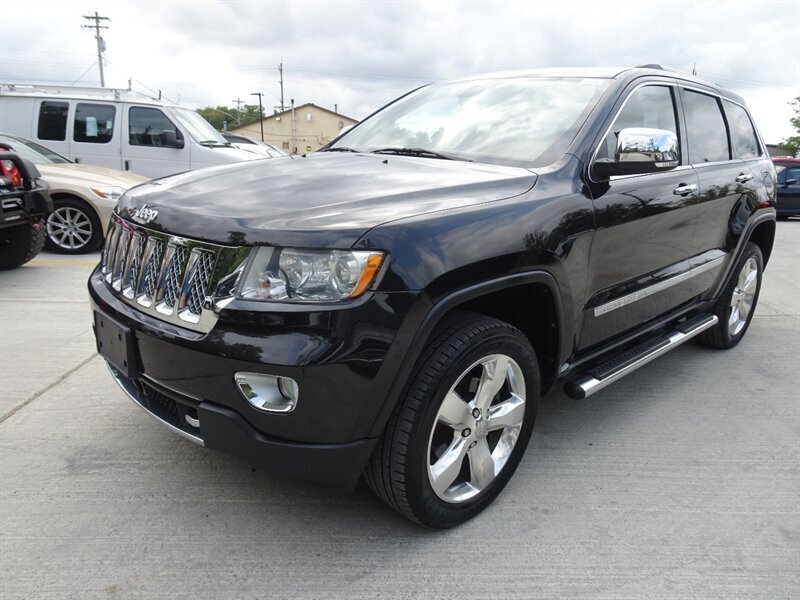 2012 Jeep Grand Cherokee Overland - Photo 16 - Cincinnati, OH 45255