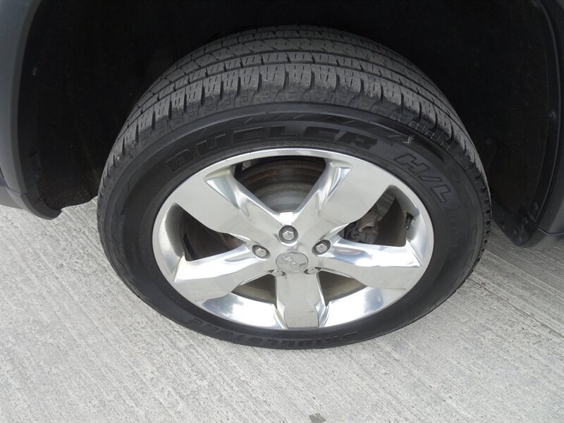 2012 Jeep Grand Cherokee Overland - Photo 56 - Cincinnati, OH 45255