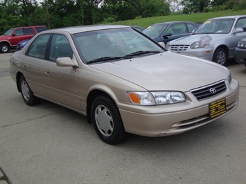 2000 TOYOTA CAMRY CE   - Photo 1 - Cincinnati, OH 45255