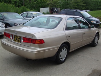 2000 TOYOTA CAMRY CE   - Photo 6 - Cincinnati, OH 45255