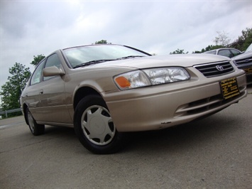 2000 TOYOTA CAMRY CE   - Photo 10 - Cincinnati, OH 45255