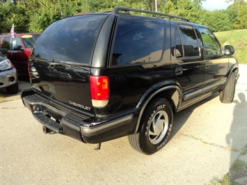 1998 Chevrolet Blazer   - Photo 13 - Cincinnati, OH 45255