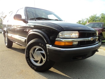 1998 Chevrolet Blazer   - Photo 10 - Cincinnati, OH 45255