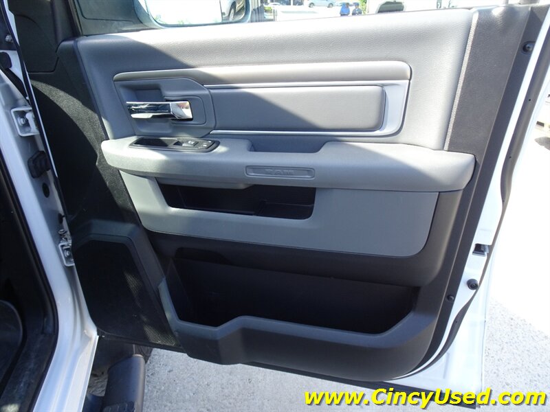 2016 RAM 2500 SLT - Photo 25 - Cincinnati, OH 45255