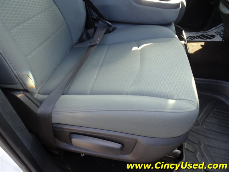 2016 RAM 2500 SLT - Photo 27 - Cincinnati, OH 45255