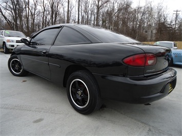 2002 Chevrolet Cavalier   - Photo 12 - Cincinnati, OH 45255