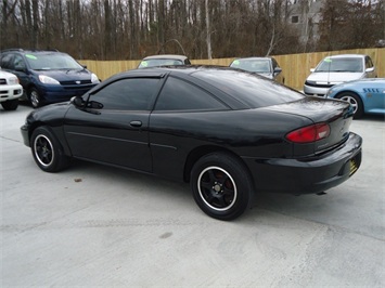 2002 Chevrolet Cavalier   - Photo 4 - Cincinnati, OH 45255