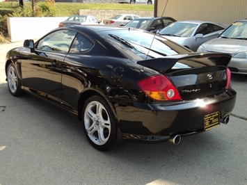 2003 Hyundai Tiburon GT   - Photo 4 - Cincinnati, OH 45255