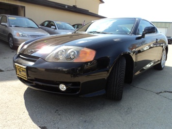 2003 Hyundai Tiburon GT   - Photo 11 - Cincinnati, OH 45255