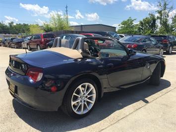 2006 BMW Z4 3.0i   - Photo 14 - Cincinnati, OH 45255