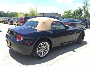 2006 BMW Z4 3.0i   - Photo 13 - Cincinnati, OH 45255