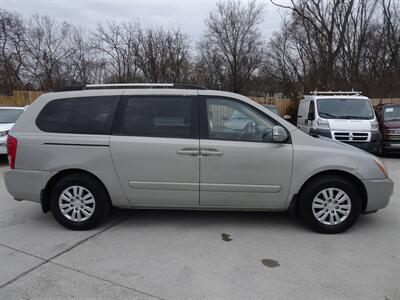 2014 Kia Sedona LX 3.5L V6 FWD - Photo 5 - Cincinnati, OH 45255