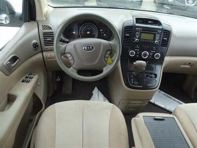 2014 Kia Sedona LX 3.5L V6 FWD - Photo 9 - Cincinnati, OH 45255
