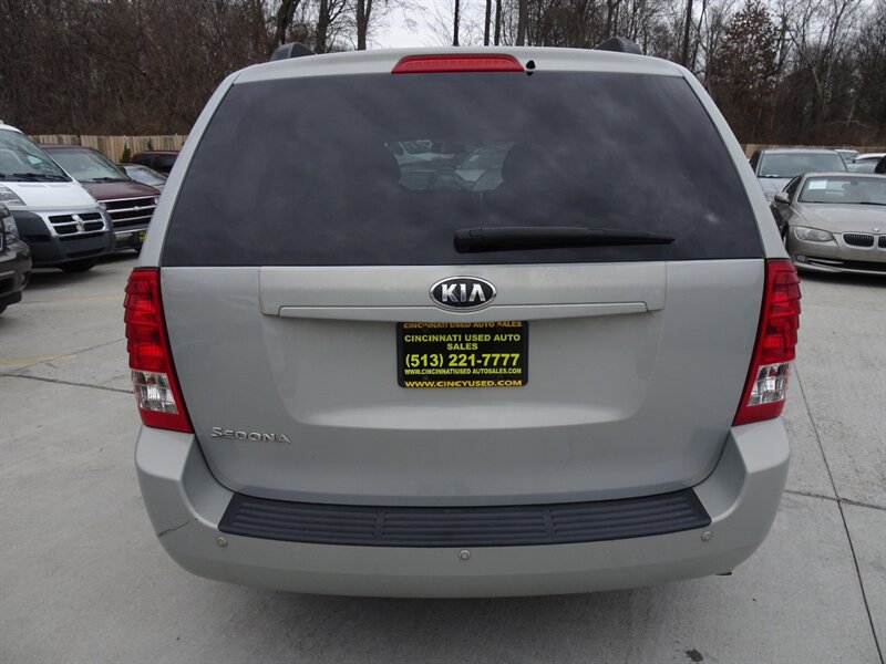 2014 Kia Sedona LX 3.5L V6 FWD - Photo 7 - Cincinnati, OH 45255