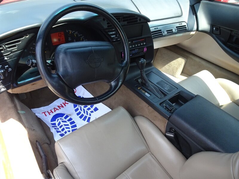 1994 Chevrolet Corvette - Photo 11 - Cincinnati, OH 45255