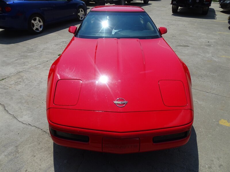 1994 Chevrolet Corvette - Photo 3 - Cincinnati, OH 45255